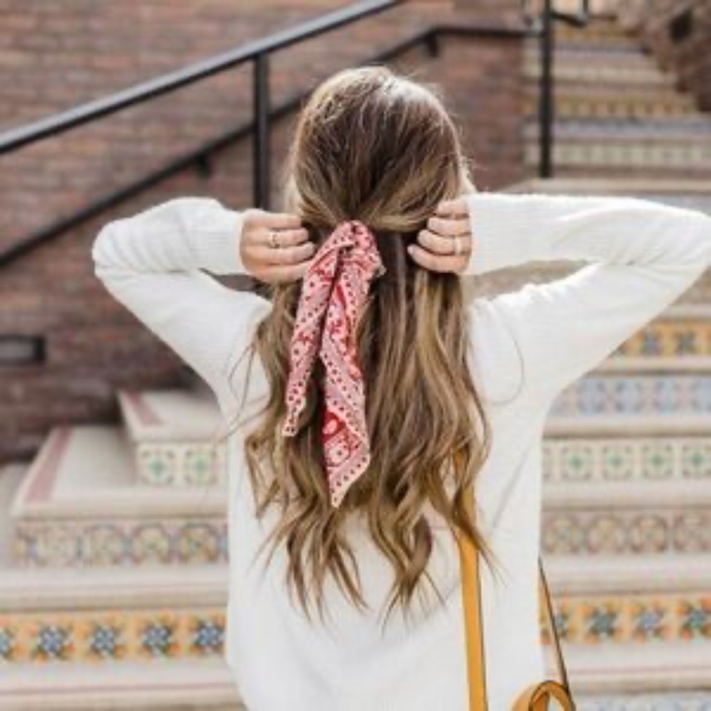 Bandana Bandanas ⭐️NWT Set of 4 “Blue Jean Baby” Hand Dyed, Sun Bleached SCARF - Picture 8 of 14